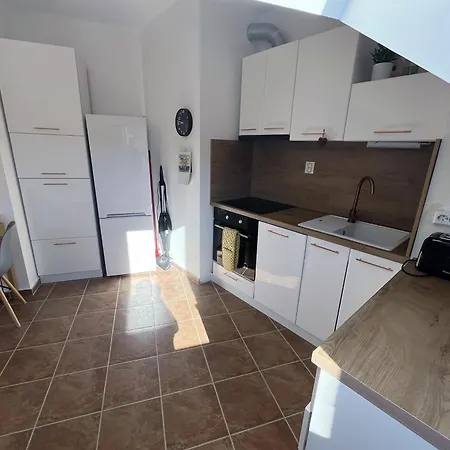 One Bedroom 602 In Rila Park Apartment Borowez